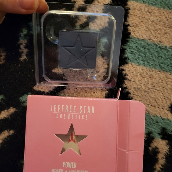 Jeffree star single shades and jacket size small - Picture 4 of 8